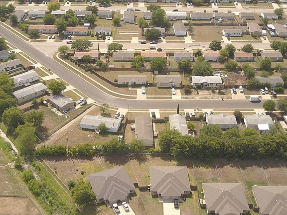 5th image of 3401 Sevilla Dr