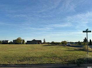 114 Sable Ln, Washington, IL 61571