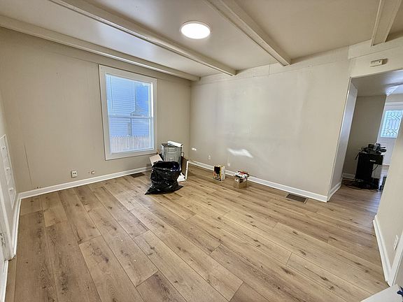 4th image of 2212 McKee Ave SW Unit 1