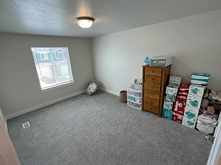 2374 W Howard St — Photo 18