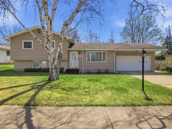3147 Leslie Lane, Eau Claire, WI 54703