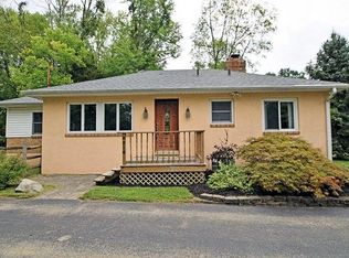 8214 Forest Rd, Cincinnati, OH 45255