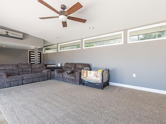 2nd image of 5566 N Mountain View Ave