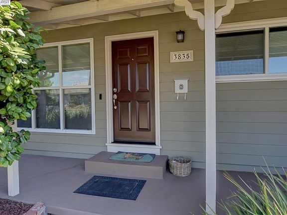 4th image of 3835 Carmel Way