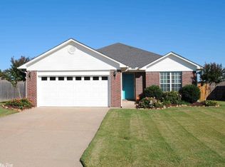 950 Brownstone Dr, Conway, AR 72034