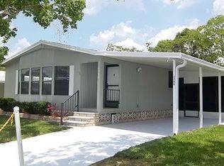 2266 Pebble Beach Blvd, Orlando, FL 32826