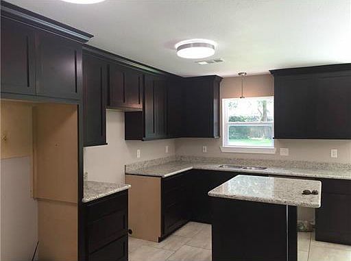 1st image of 15297 Baywood Cir
