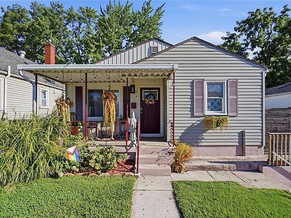 2nd image of 1137 Highridge Ave