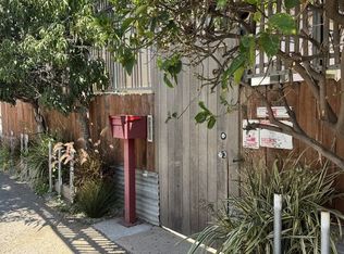 2416 Walnut Ave, Venice, CA 90291