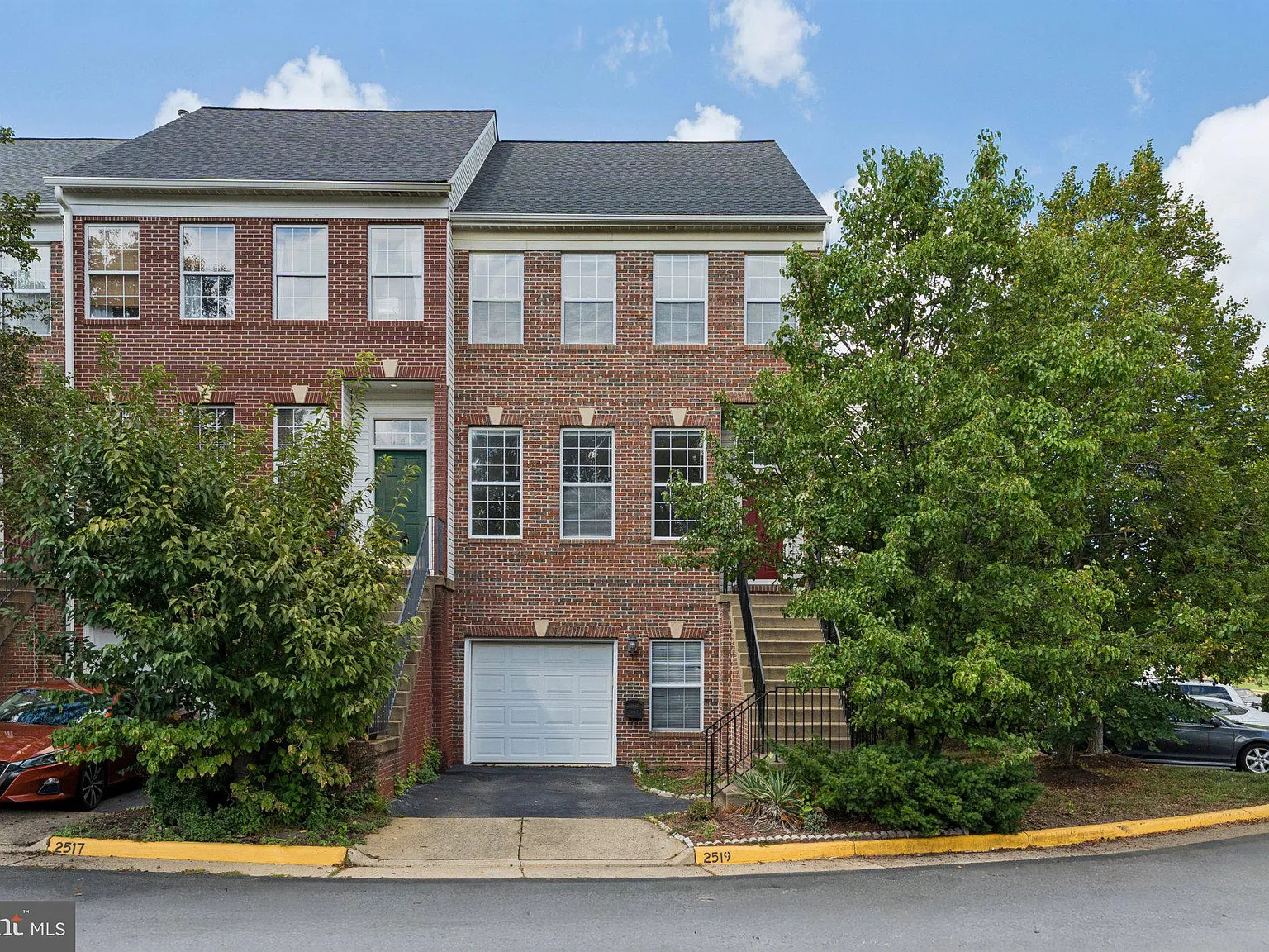 4 bed, 4.0 bath, 2110 sqft, $3,200 — Photo 1