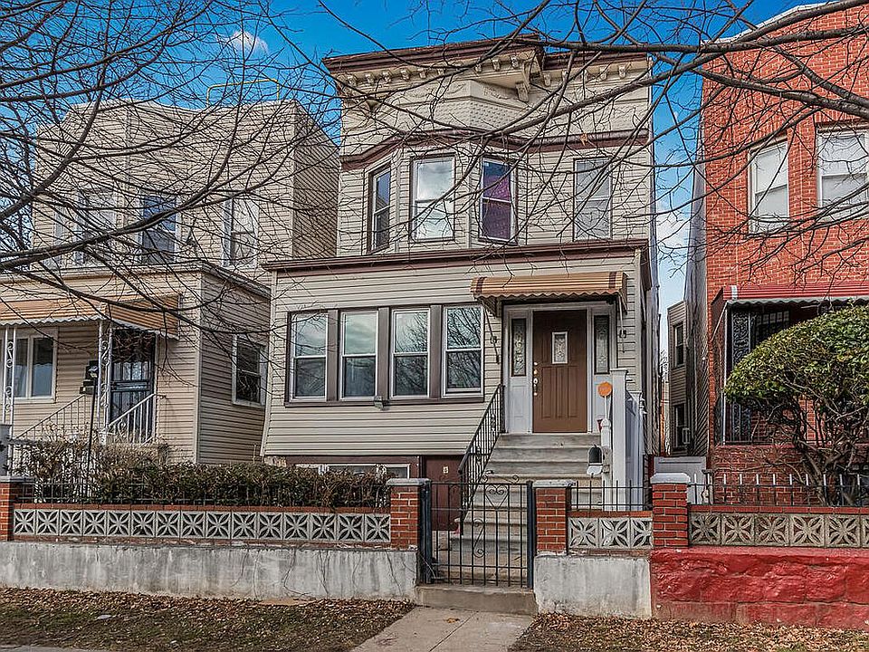 1st image of 2215 Bruckner Blvd
