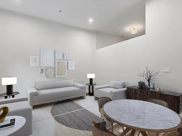 2317 N Clark — Photo 14