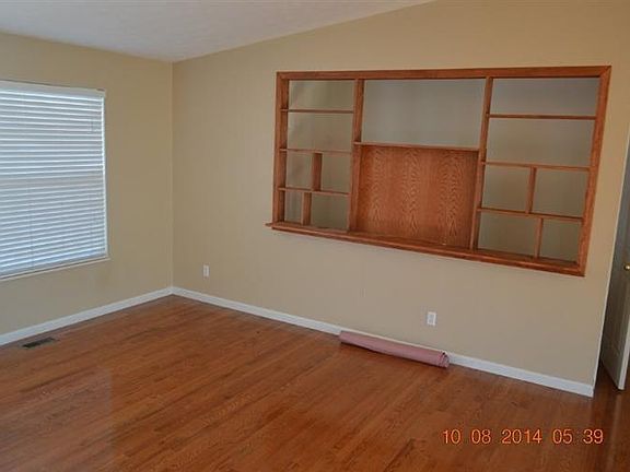 2nd image of 7114 Tallwood Ct