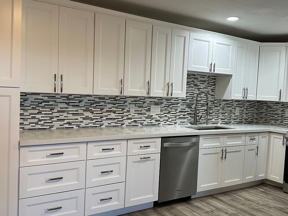 1st image of 8625 E Belleview Pl Unit 1073