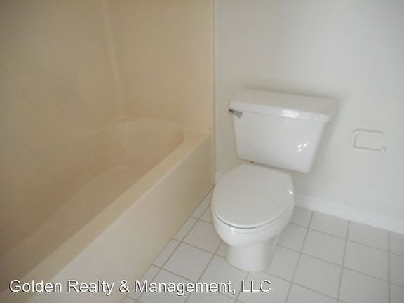 2nd image of 481 Quail Forest Blvd APT 410