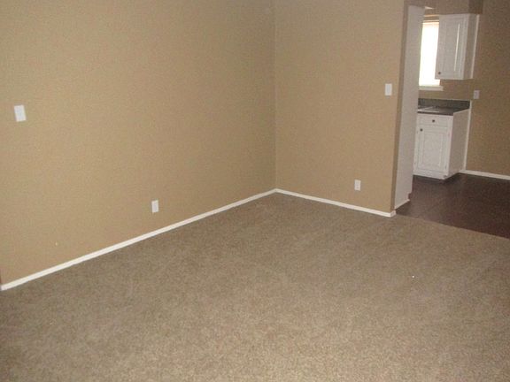 3rd image of 3821 Lauretta Dr