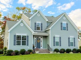 10518 Pembrooke Dock Pl, Midlothian, VA 23112