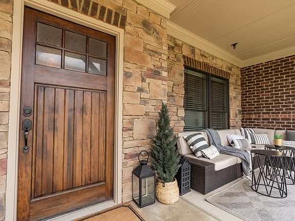 5th image of 7914 Hampton Cove Dr