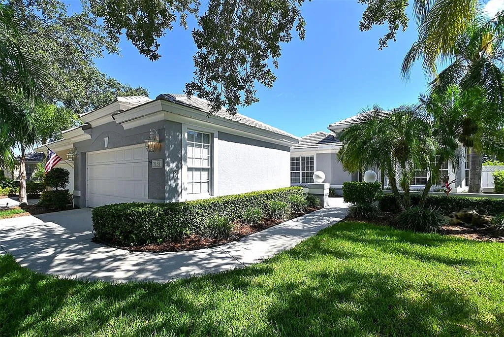 2 bed, 2.0 bath, 1831 sqft, $3,500 — Photo 3