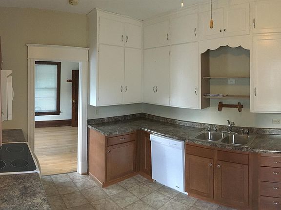 Main Floor Kitchen