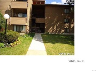 100 Watertree Dr, East Syracuse, NY 13057