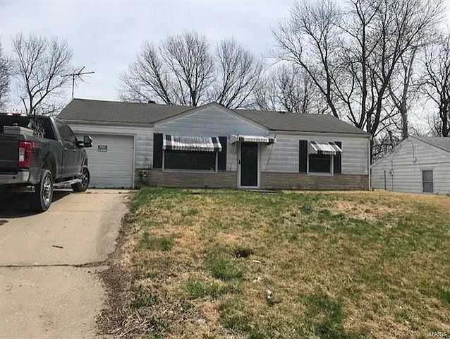 1st image of 9826 Vickie Pl