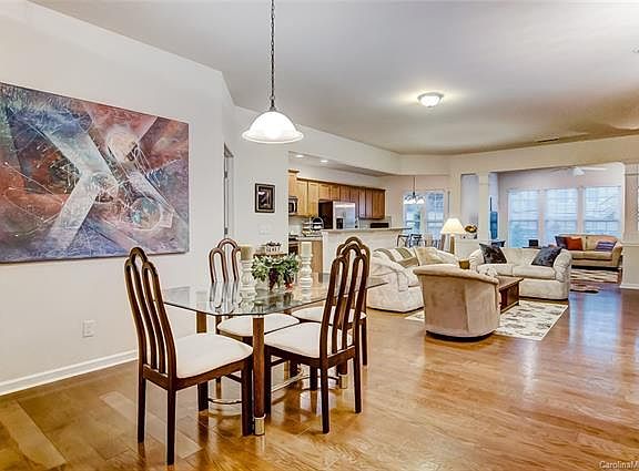 4th image of 2063 Hartwell Ln #190