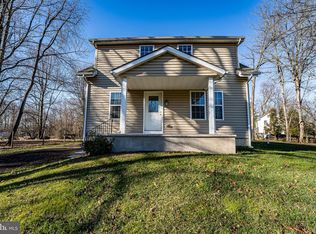 445 Neiffer Rd, Schwenksville, PA 19473