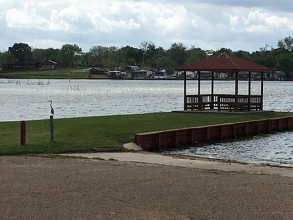 5th image of 15072 Conroe Bay Blvd