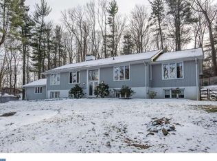 647 Malin Rd, Newtown Square, PA 19073