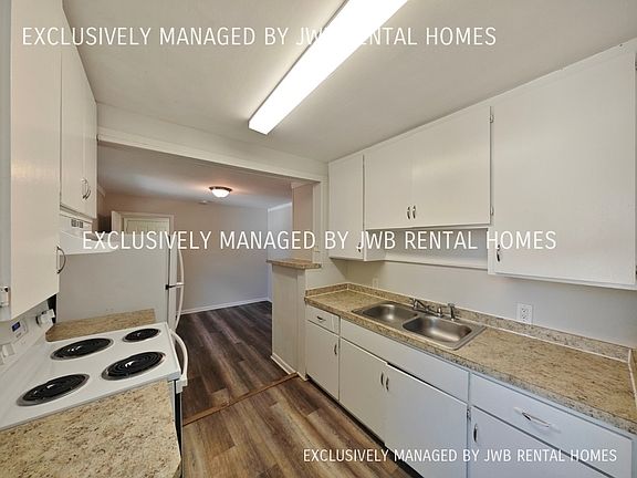 4th image of 1545 E 11th St