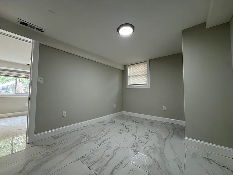 62 Miller St #B1 — Photo 4