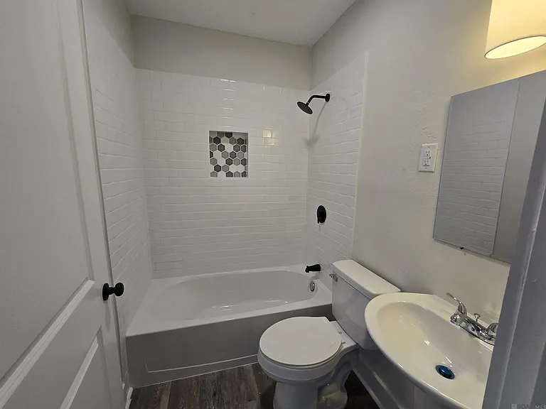 4927 Jean St — Photo 18
