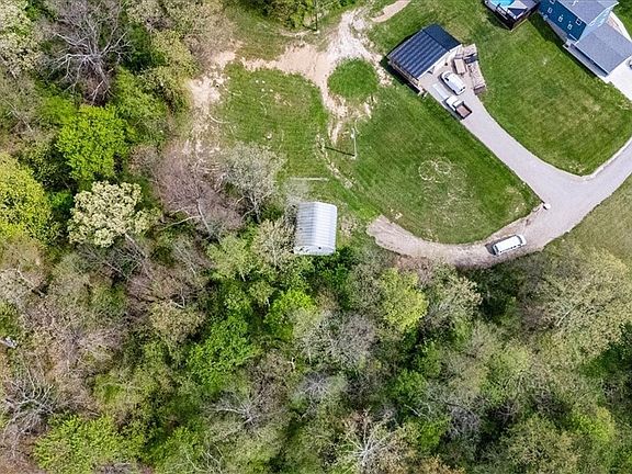 2nd image of 3667 Sunset Dr
