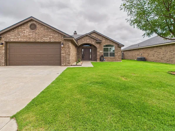 305 N 7th St, Wolfforth, TX 79382