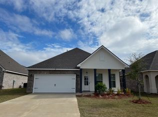 68 Alleyoak Ln, Freeport, FL 32439