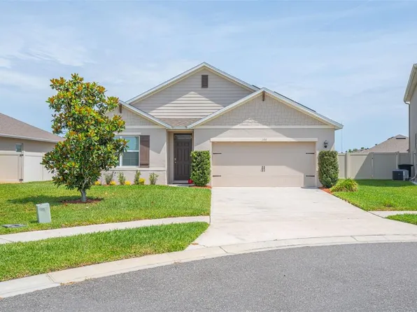 300 Winged Elm Dr, Debary, FL 32713
