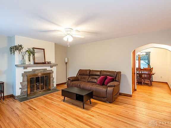 2nd image of 1119 Oakdale Ave