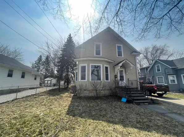 1264 Chicago St, Green Bay, WI 54301