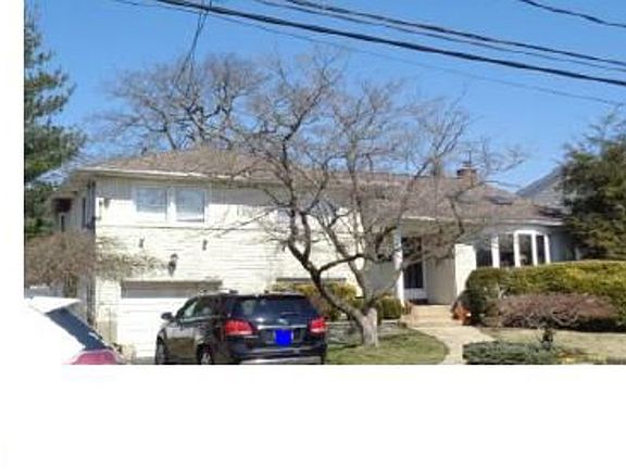 2nd image of 2553 Washington Blvd
