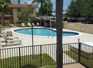421 NE 1st St APT 211, Hallandale, FL 33009