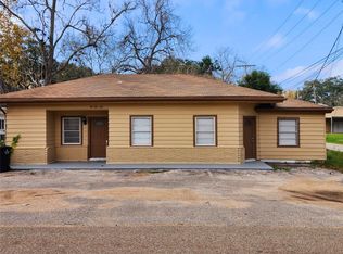 112 S Lee St, Alvin, TX 77511