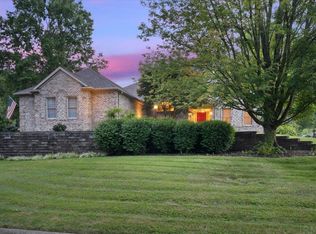8218 Bambi Trl, Evansville, IN 47711