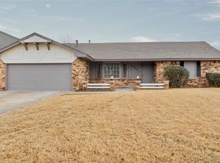8904 Pebble Ln, Oklahoma City, OK 73132