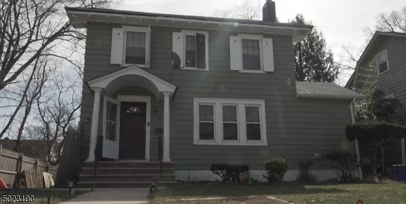 1st image of 132-134 Montrose St #1