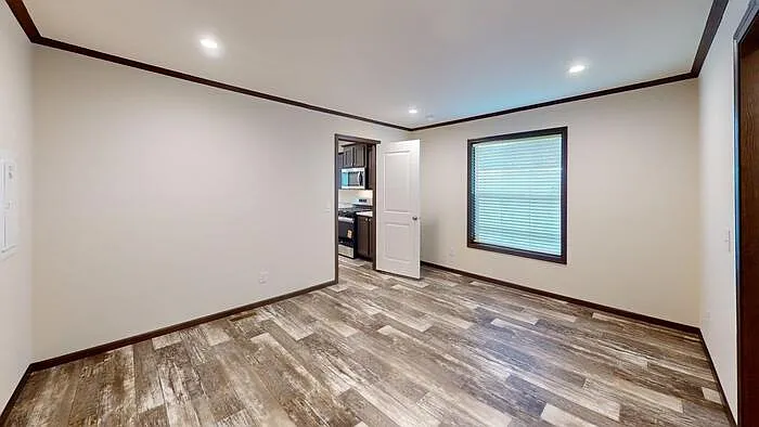 130 Northwest Dr — Photo 10