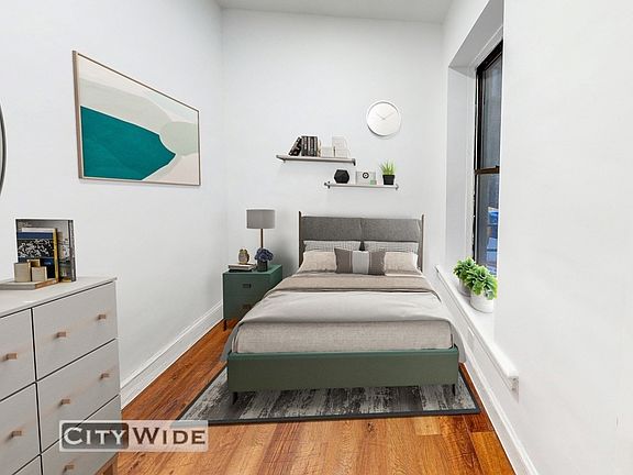 3rd image of 592 Amsterdam Ave #A