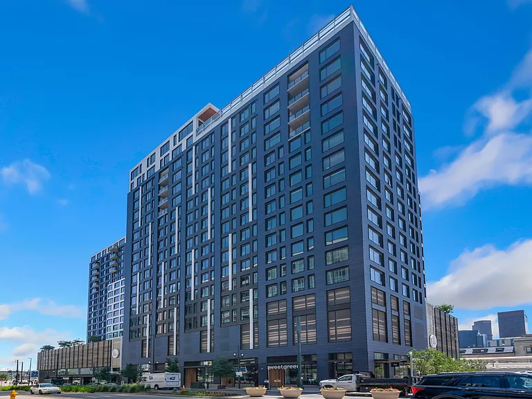 1750 Wewatta St #403 — Photo 1