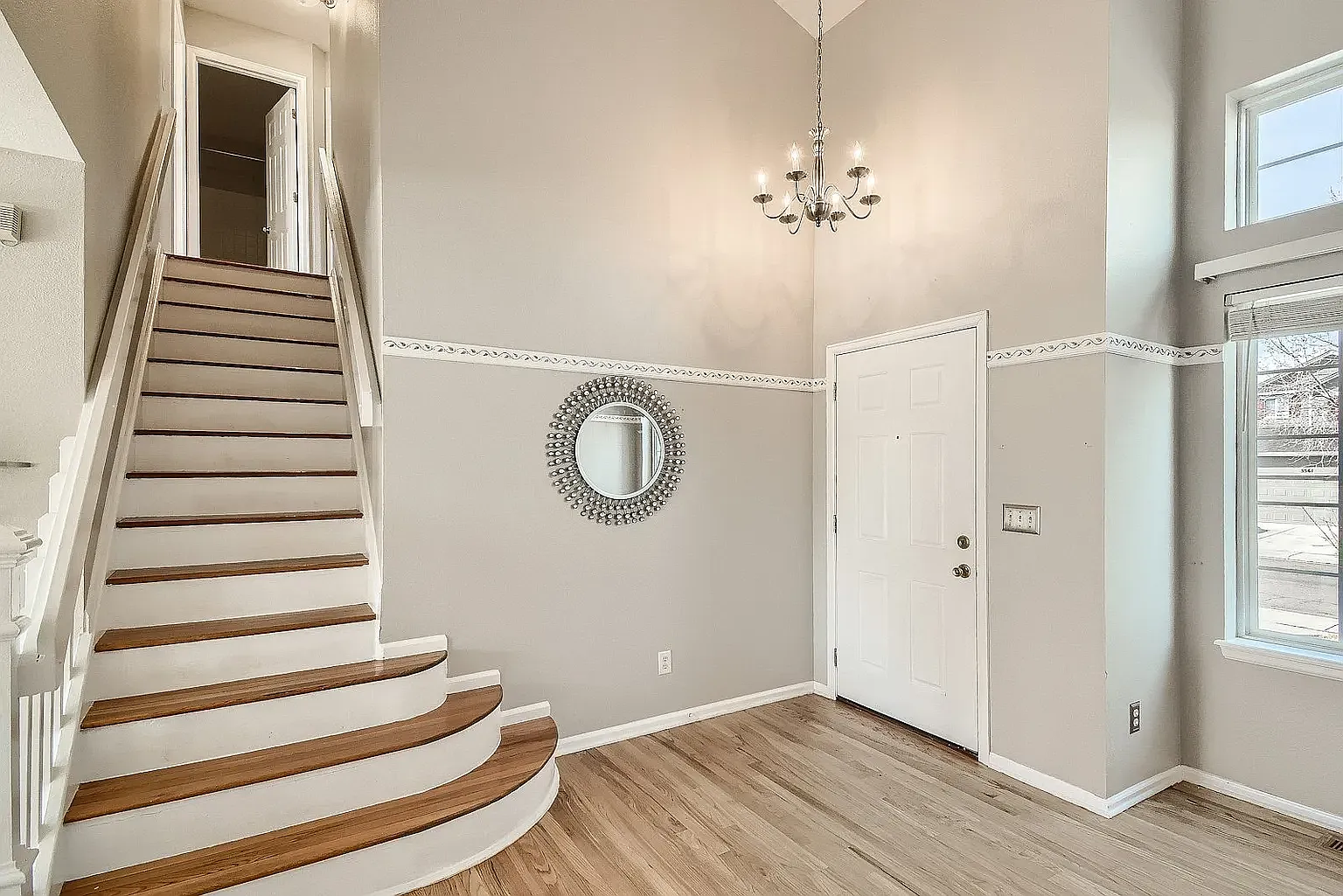 5552 S Yakima St — Photo 2