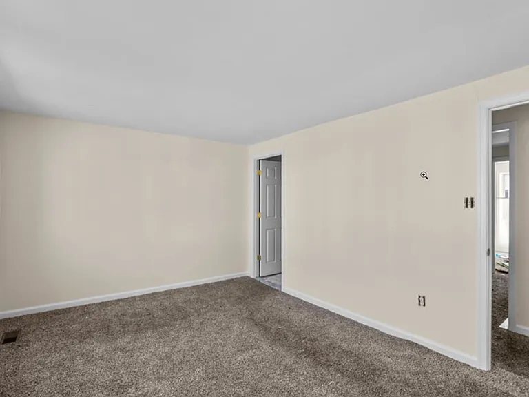 10289 Daystar Ct — Photo 3